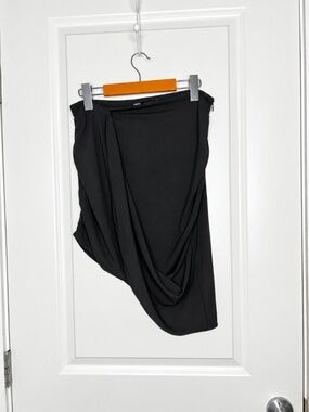 Zara Black Asymmetrical Skirt – Size 28